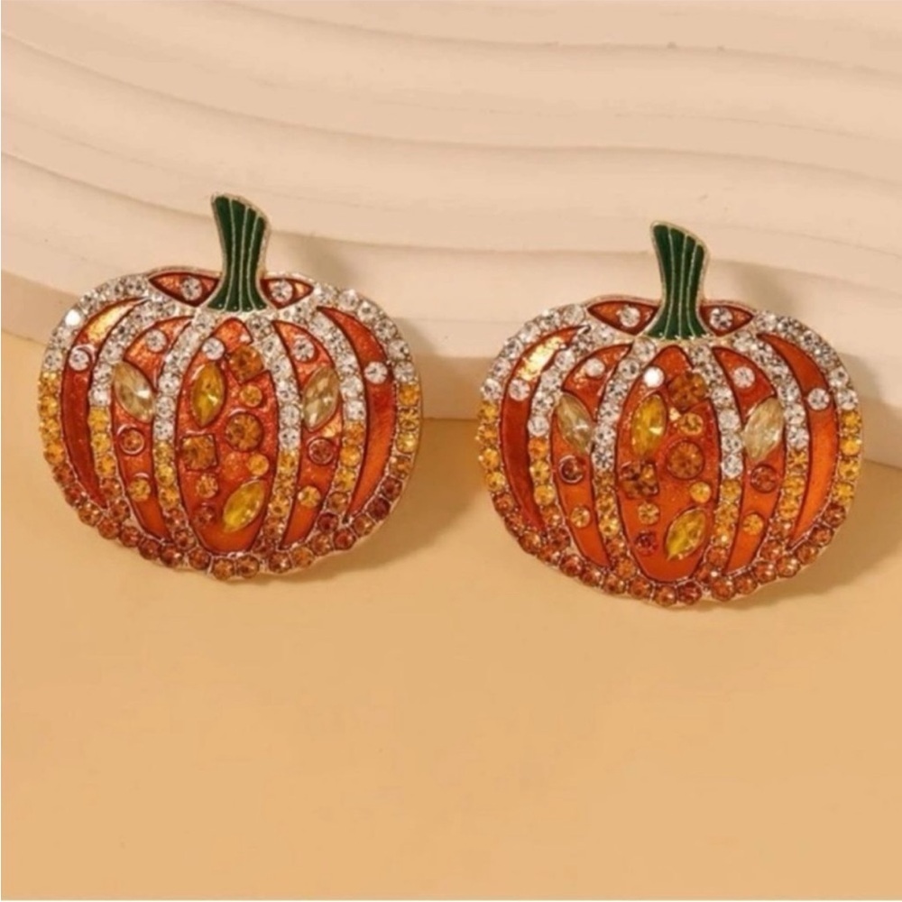 Sparkling Rhinestone Pumpkin Vintage Classic Stud Earrings 🎃